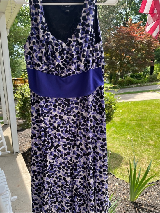 Perceptions Dresses & Skirts - Beautiful-Perceptions Purple and Black Patterned Maxi Dress with Solid Waist